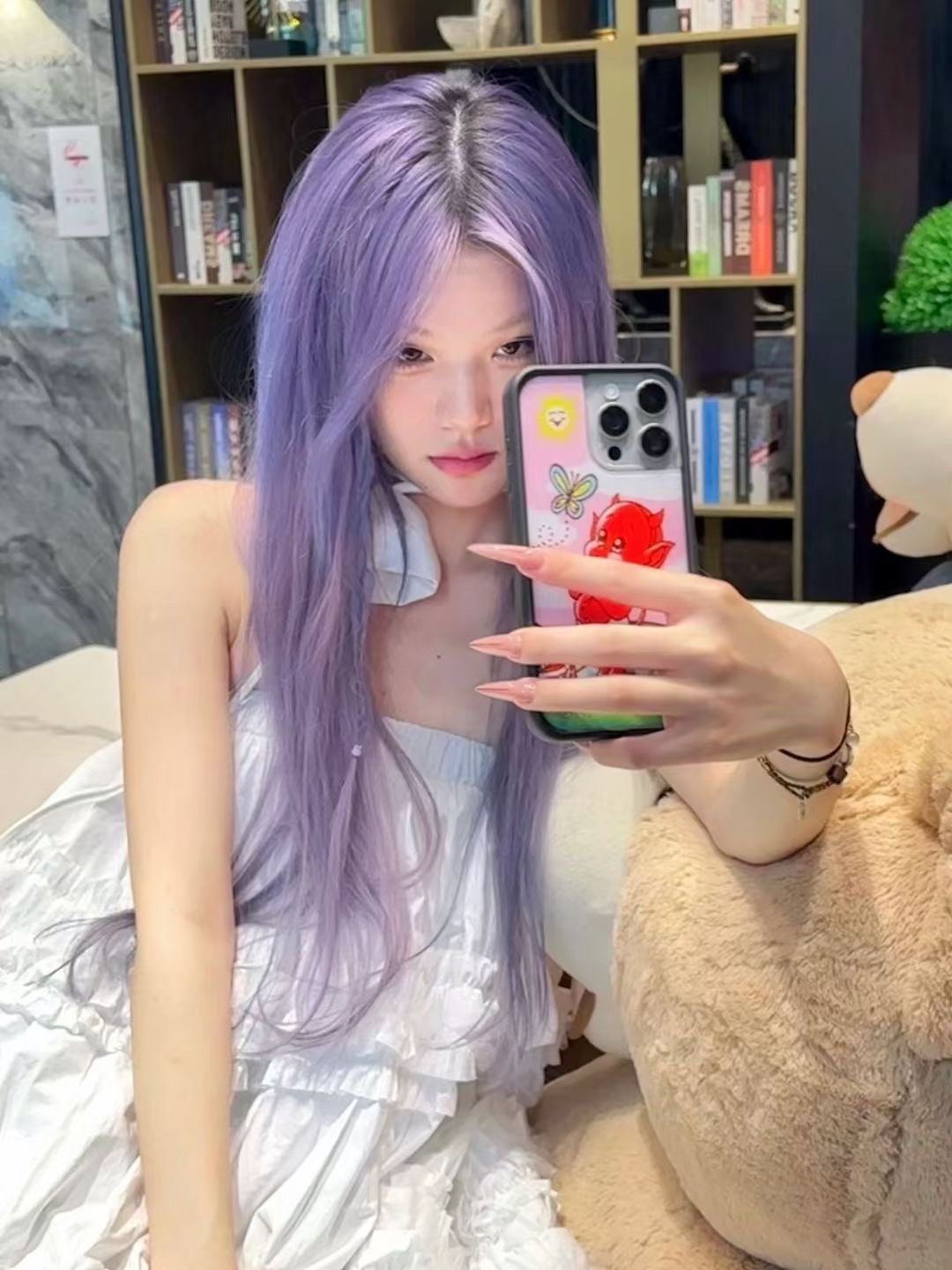 找paul老师染上梦幻蓝紫发色