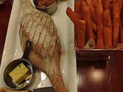 -东西风牛排馆周末烧烤自助(首都机场希尔顿店)