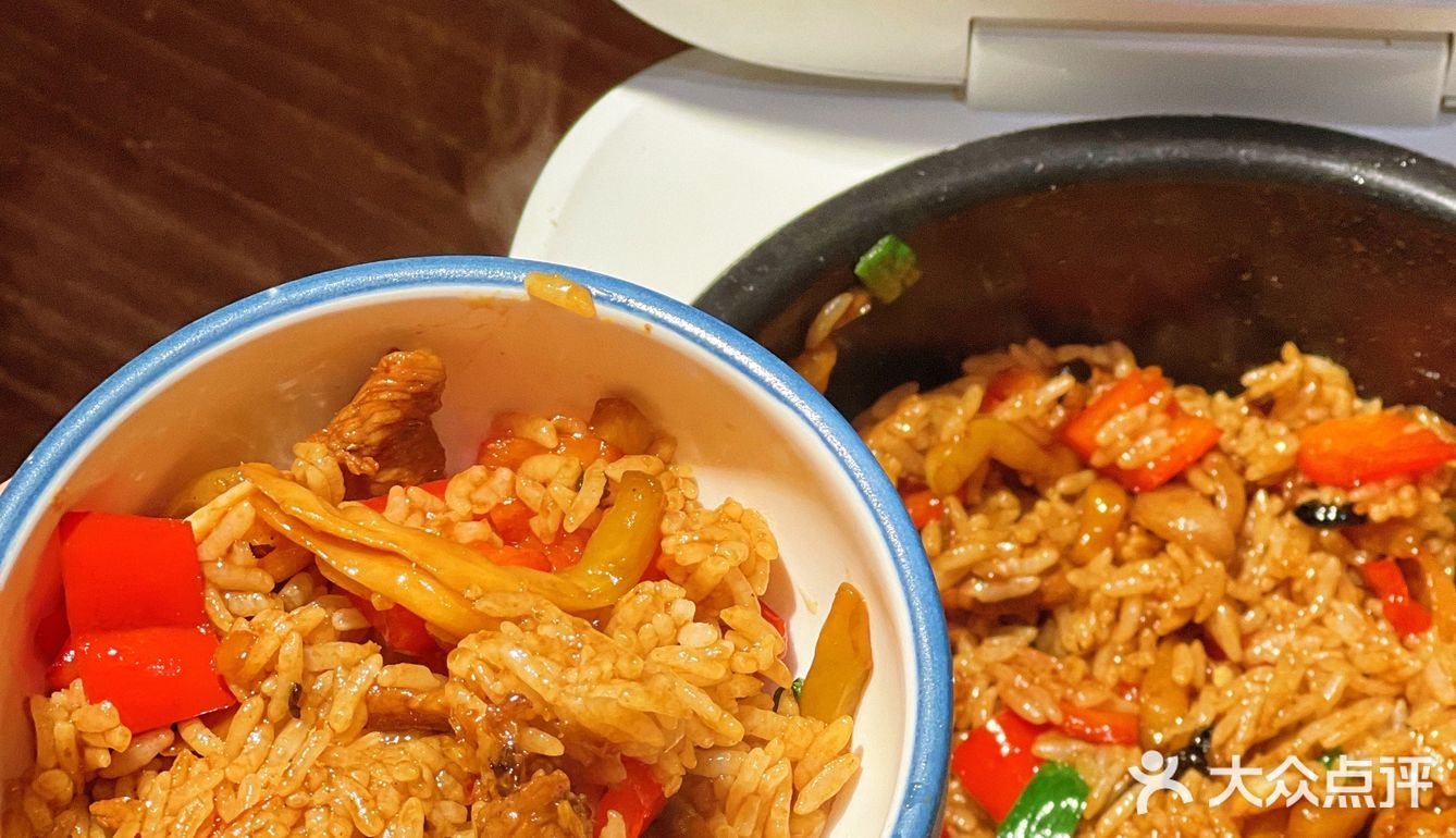 一碗肉汤泡饭，就让我记住了这家餐厅🏮