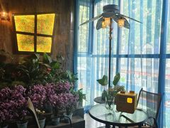 -树下时尚餐厅(翠园街店)