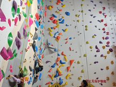 -CLIFFS颗粒攀岩(萧山众安店)