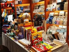 -西西弗书店&矢量咖啡(凯德晶萃广场店)