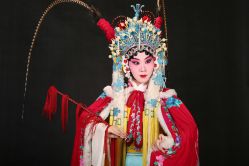 -华韵京剧摄影(洋桥角门东店)