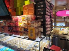 -HappyMiss花满楼·鲜花饼·鲜花茶·伴手礼(上海环球港店)
