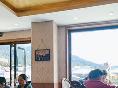 -鲁朗纳麦石锅鸡庄园