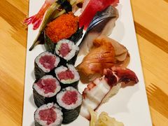 -晶吉·居酒屋·烧鸟·生鱼饭(中山区民主广场店)
