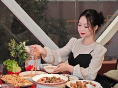 -红东阁东北菜烤肉酒馆(CROSS万象汇店)