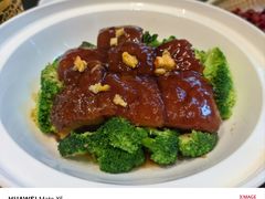 -万重锦·人文川菜馆(骡马市店)