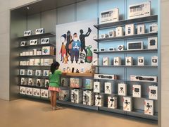 -Apple零售店(华贸购物中心店)