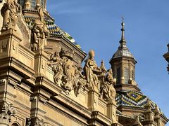 -皮拉尔圣母圣殿主教座堂