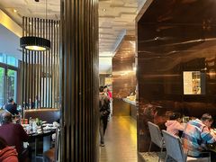 -上海漕河泾万丽酒店