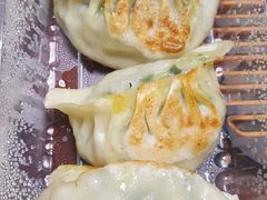 特色猪肉马蹄煎饺-大江南食府(石景山店)