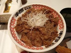 牛气肥腹烧肉饭-牛邸·烧肉饭(来福士店)