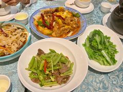 -巴扎美食·新疆菜·西域歌舞表演餐厅(新疆大厦店)