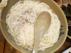 -亮亮面馆(经六路店)
