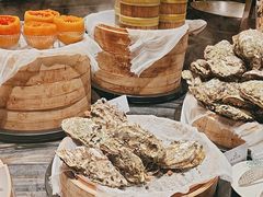 -雍容荟帝王蟹活龙虾展台自助(IFS黑金店)