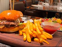 -LESCEDARS Brasserie Bistro香柏树