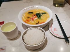 -渝是乎酸菜鱼·川渝小炒(新世界百货望京店)