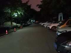 -金牛体育中心(金牛体育馆店)