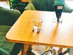 -ZING COFFEE 镜咖啡