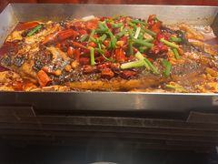 -鸣记脆皮烤鱼·海鲜烤鱼(亿合城店)