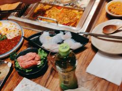 -吴氏老牌坊云南鱼豆花火锅店(通江街店)