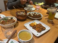 -一坐一忘云南菜(嘉里中心店)