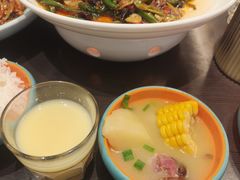 -川流不息·地道川菜·小龙虾(松东路店)