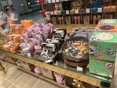 零售区-VENCHI 闻绮(北京国贸商城店)