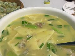 -老季市·三代非遗传承·地标美食老汁鸡(工农路店)