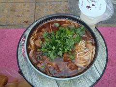 -牛师傅牛肉面(尚隆路店)