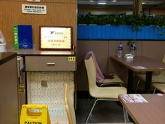 -灵芝妹子海鲜米线(香炉礁山姆店)