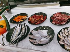 -元一希尔顿酒店·鲜切牛肉火锅禅自助餐厅