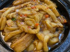 咸鱼茄子煲-烧鹅妹饭店