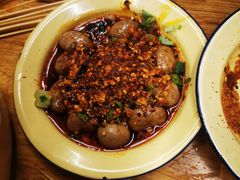 -拈签一笑黄牛肉辣卤串串