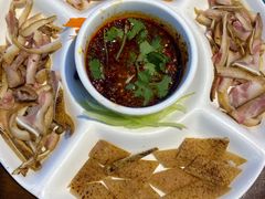 -八木轩·寻味大理白族民俗餐厅(文献路店)