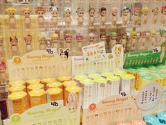 -猫的天空之城概念书店(杭州南宋御街店)