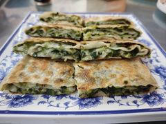 葱花饼-虹海圣肉饼店家常菜馆