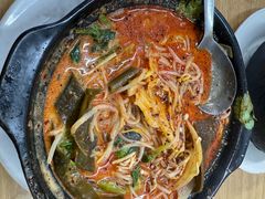 -曹宝林砂锅麻辣烫(星光路店)