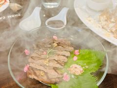 -Chom Cafe and Restaurant