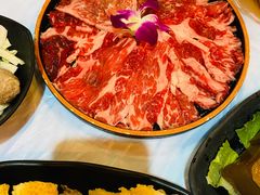 -鲜入围煮花胶鸡海鲜火锅