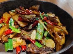 -云海肴·汽锅鸡·云南菜(天山百盛优客店)