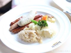 -LENBACH兰巴赫西餐啤酒坊(大连东港店)
