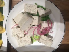 豆腐-三人行骨头王火锅(长寿店)