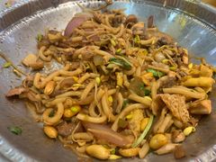 -红渡小香·牛肉麻辣香锅(车站南路店)