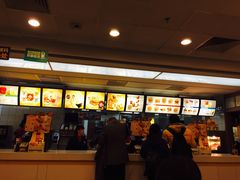 -麦当劳(轻轨曹杨路店)