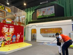 -玩塾品格乐园(宇宙太空龙旗店)