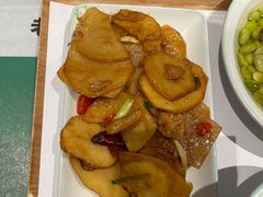-老乡鸡(上海白玉兰广场店)