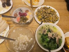 特色臊子蛋炒饭-嘉州叶婆婆钵钵鸡(建设路店)