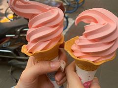 -全家便利店(愚园店)